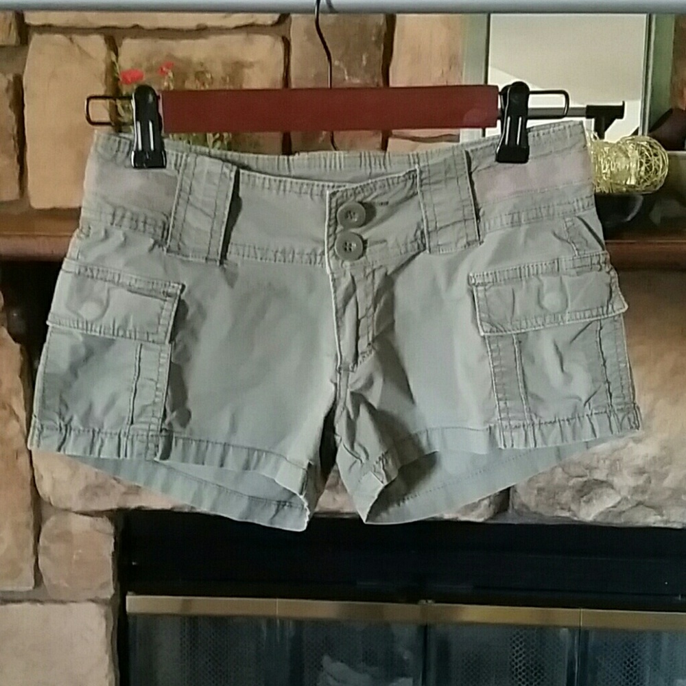 Olive green shorty shorts